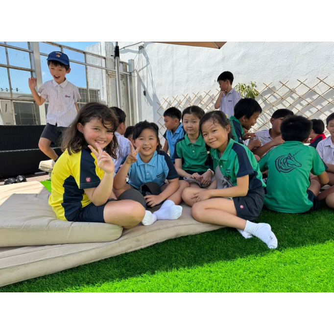 568889010_1302767768530138_5017912613349282978_n