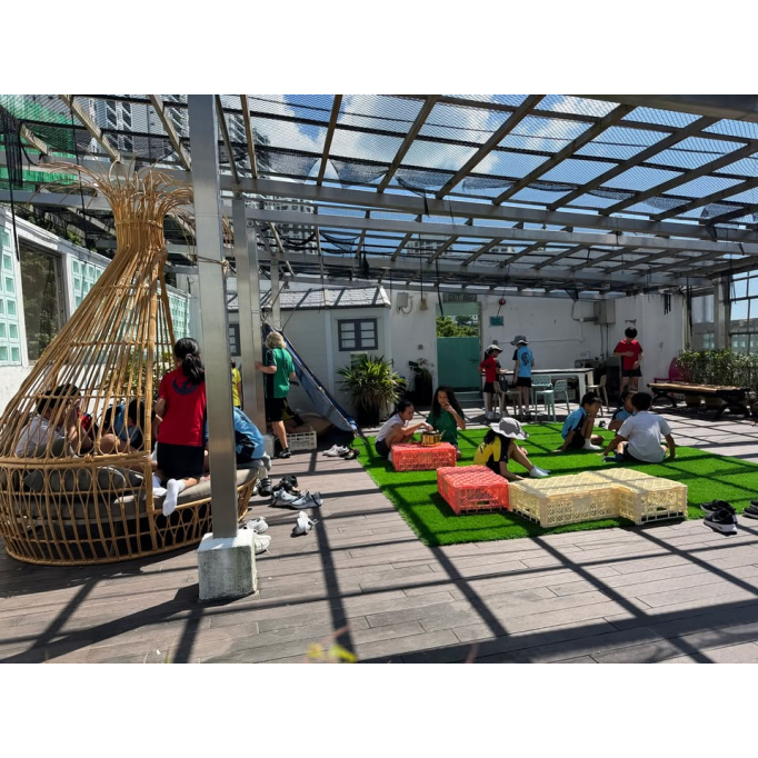 571188212_1302767575196824_1465544075108221703_n